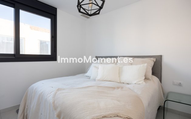 Revente - Maison mitoyenne - Estepona  - Estepona Centro