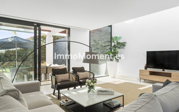 Wiederverkauf - Villa - Marbella - Cabopino