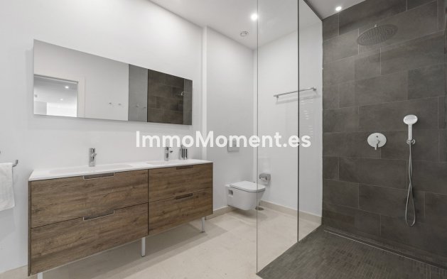 Wiederverkauf - Villa - Marbella - Cabopino