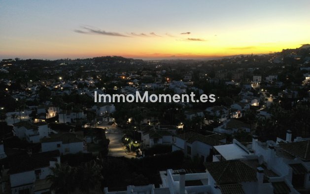 Wiederverkauf - Wohnung - Marbella - Nueva Andalucía