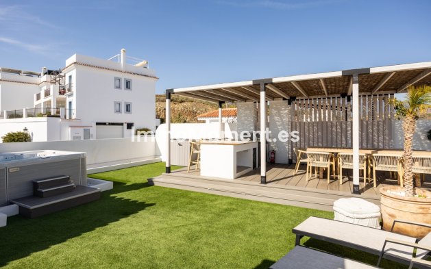 Resale - Apartment - El Paraiso - New Golden Mile