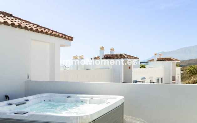 Resale - Apartment - El Paraiso - New Golden Mile