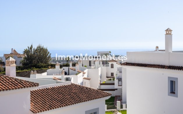 Resale - Apartment - El Paraiso - New Golden Mile