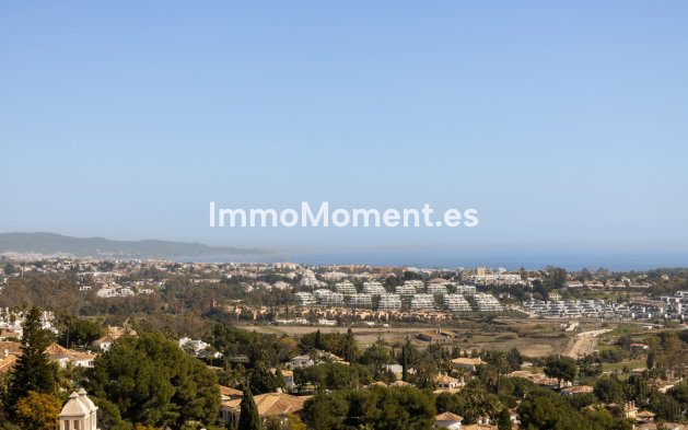 Resale - Apartment - El Paraiso - New Golden Mile