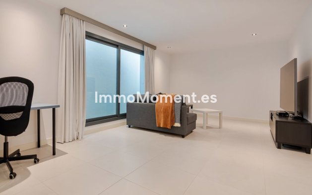 Resale - Villa - Mijas - Calahonda
