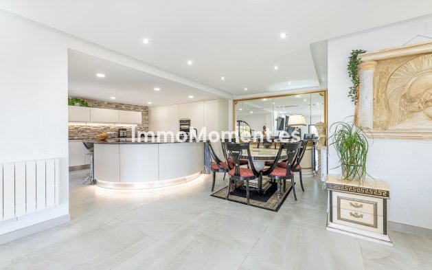 Wiederverkauf - Villa - Benalmadena - Benalmadena Centro