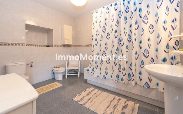 Revente - Maison mitoyenne - Intérieur                       - Alora