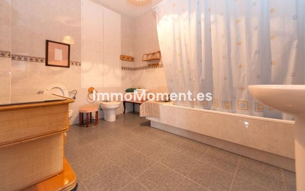 Revente - Maison mitoyenne - Intérieur                       - Alora