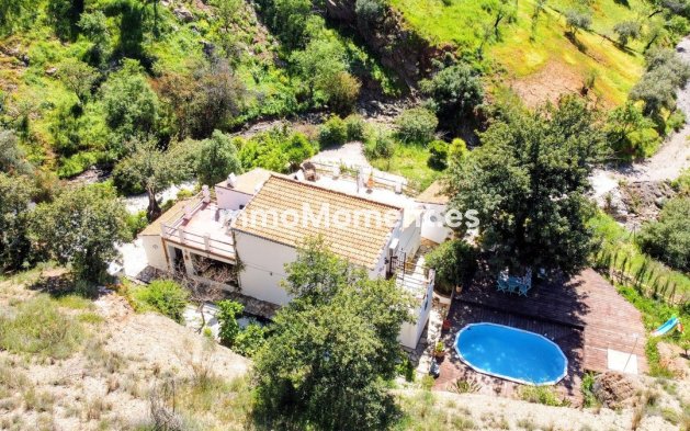 Reventa - Casa de campo - Interior  - Almogía