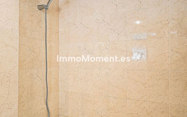 Resale - Villa - Inland  - Almogía