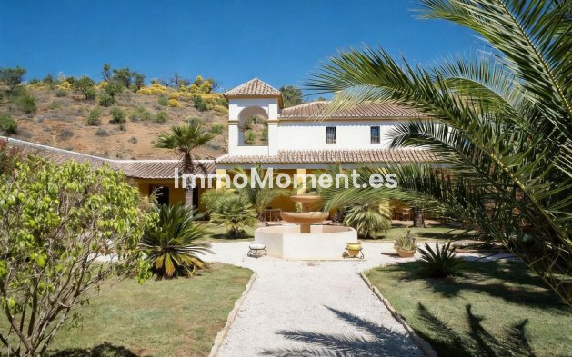 Revente - Maison de campagne - Intérieur                       - Almogía