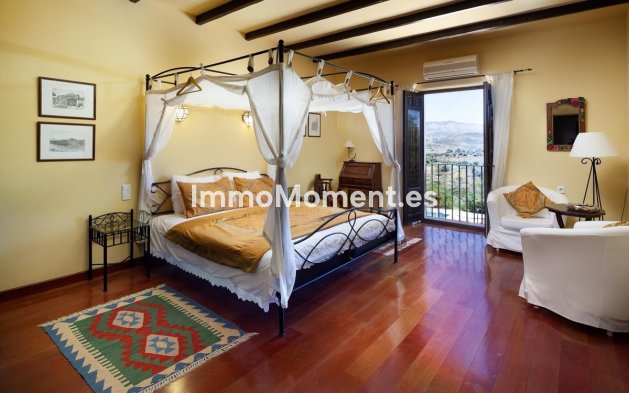 Revente - Maison de campagne - Intérieur                       - Almogía