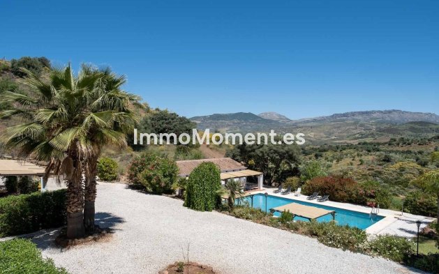 Revente - Maison de campagne - Intérieur                       - Almogía