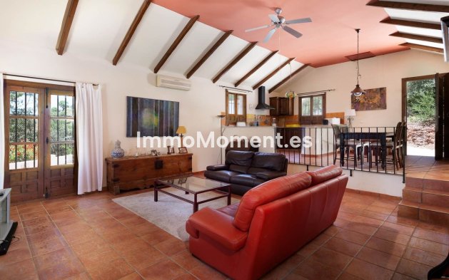 Revente - Maison de campagne - Intérieur                       - Almogía