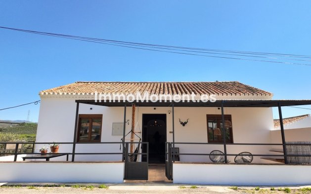 Reventa - Casa de campo - Interior  - Alora