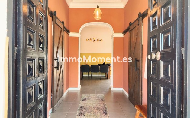 Reventa - Casa de campo - Interior  - Alora