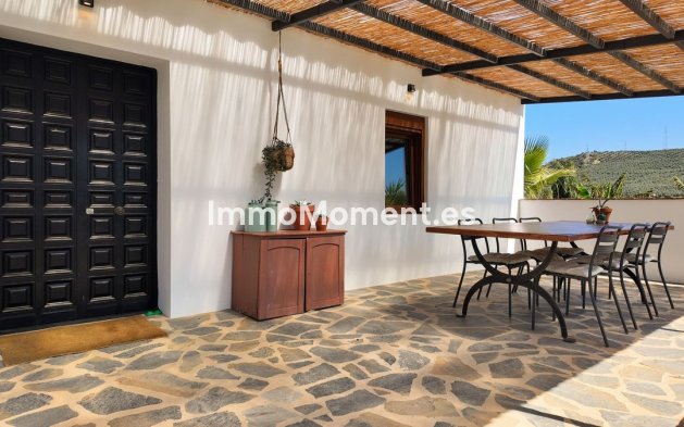 Reventa - Casa de campo - Interior  - Alora
