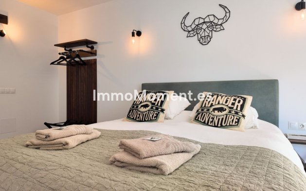 Reventa - Casa de campo - Interior  - Alora