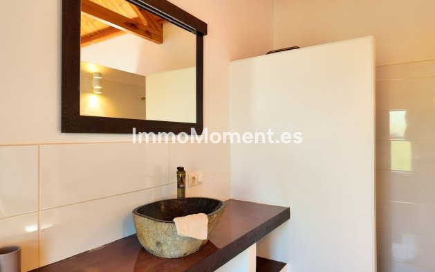 Reventa - Casa de campo - Interior  - Alora