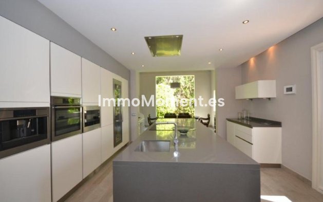 Reventa - Villa - Marbella - Guadalmina Baja