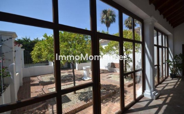 Reventa - Villa - Marbella - Guadalmina Baja