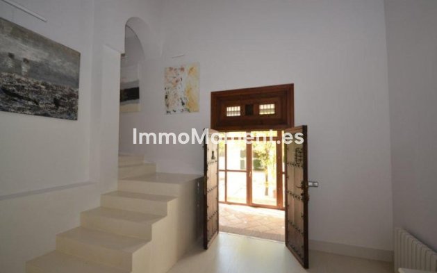 Reventa - Villa - Marbella - Guadalmina Baja