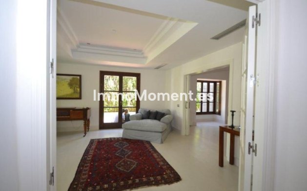 Reventa - Villa - Marbella - Guadalmina Baja