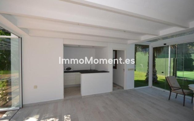 Reventa - Villa - Marbella - Guadalmina Baja