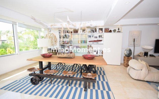 Wiederverkauf - Wohnung - Estepona  - Costalita