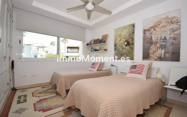 Wiederverkauf - Wohnung - Estepona  - Costalita