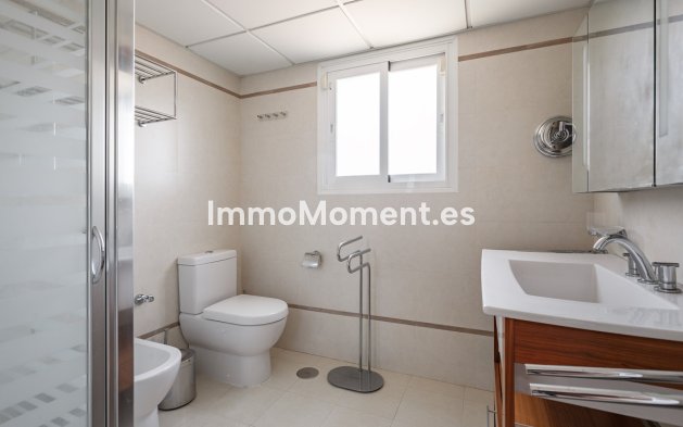 Resale - Villa - Estepona - New Golden Mile