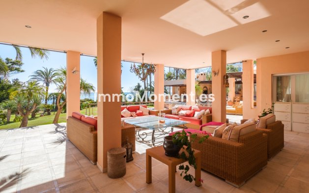 Resale - Villa - Estepona - New Golden Mile