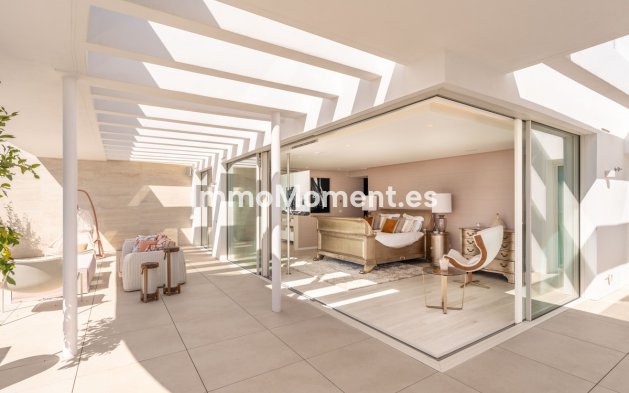 Resale - Apartment - Inland  - Ojén