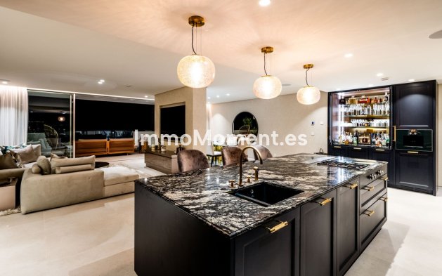 Resale - Apartment - Inland  - Ojén