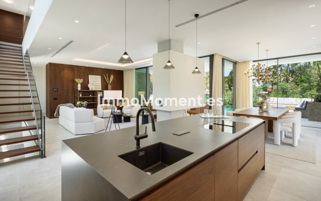 Revente - Villa - Marbella - Nueva Andalucía