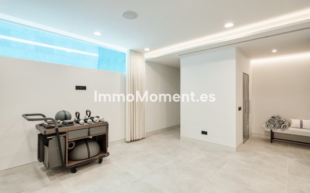Revente - Villa - Marbella - Nueva Andalucía