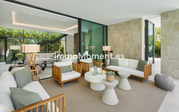 Revente - Villa - Marbella - Nueva Andalucía