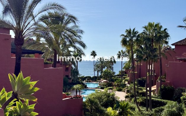 Resale - Apartment - Estepona - Estepona Centro
