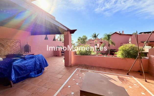Resale - Apartment - Estepona - Estepona Centro