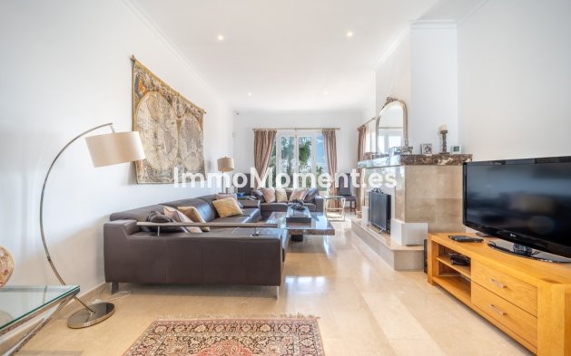 Reventa - Villa - Interior  - Istán