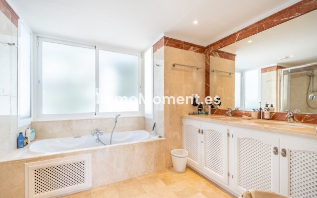 Reventa - Villa - Interior  - Istán