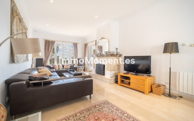 Reventa - Villa - Interior  - Istán