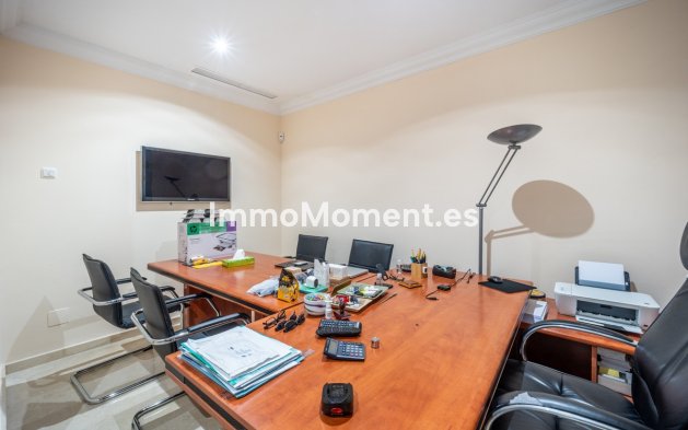 Reventa - Villa - Interior  - Istán