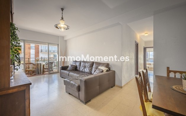Resale - Apartment - Fuengirola - Fuengirola Centro