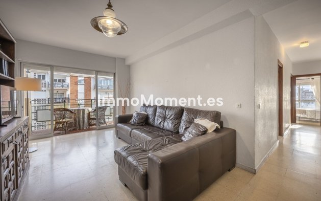 Resale - Apartment - Fuengirola - Fuengirola Centro