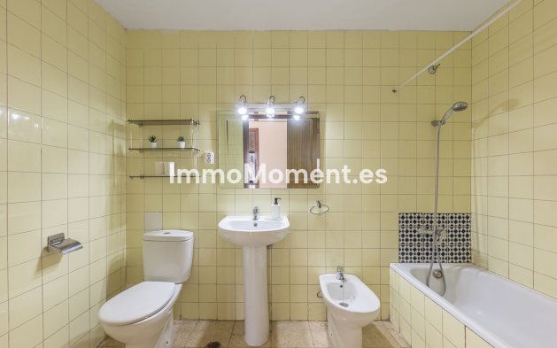 Resale - Apartment - Fuengirola - Fuengirola Centro