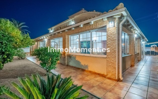 Bestaande woning - Villa - Torrevieja - El Chaparral