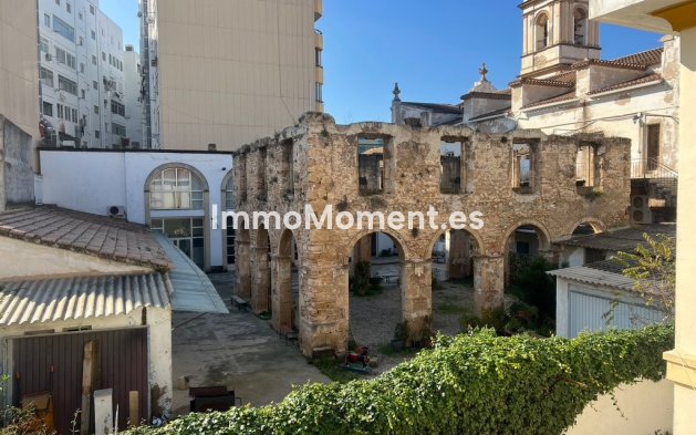 Wiederverkauf - Villa - Denia - Denia Centro