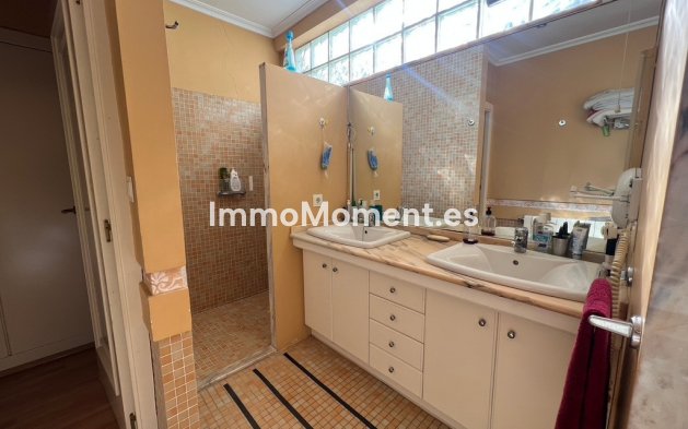 Wiederverkauf - Villa - Denia - Denia Centro