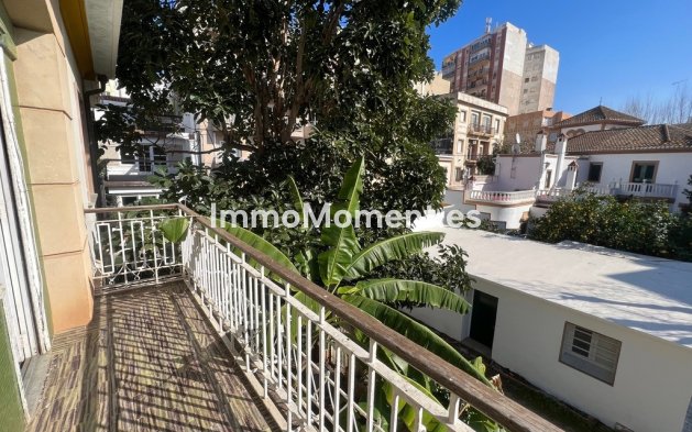 Wiederverkauf - Villa - Denia - Denia Centro